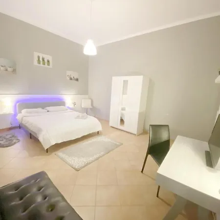 Intero Spazioso E Luminoso Con Daire