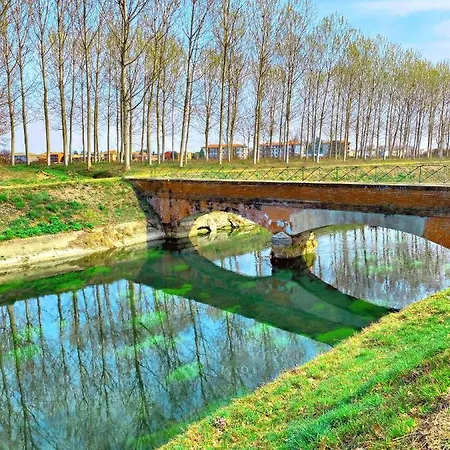 Intero Spazioso E Luminoso Con Apartment