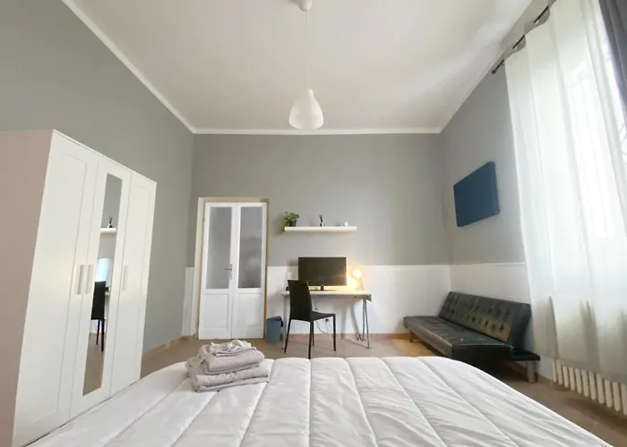 Intero Spazioso E Luminoso Con Apartament *