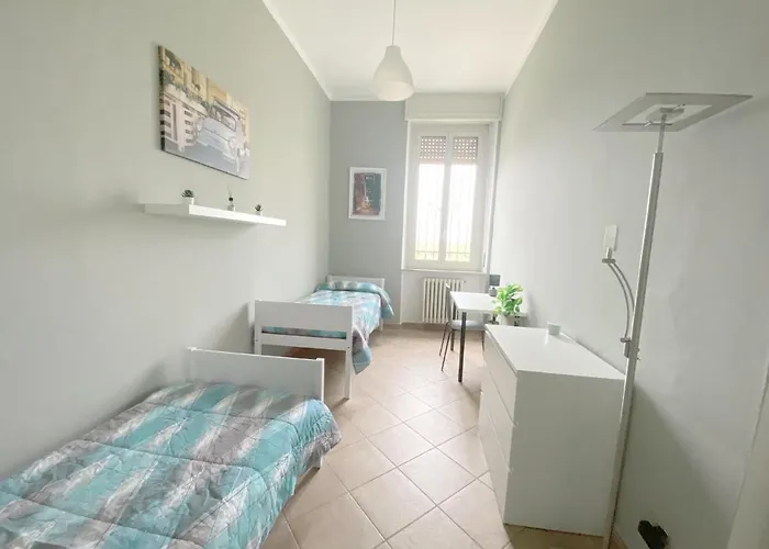 Intero Spazioso E Luminoso Con Apartament